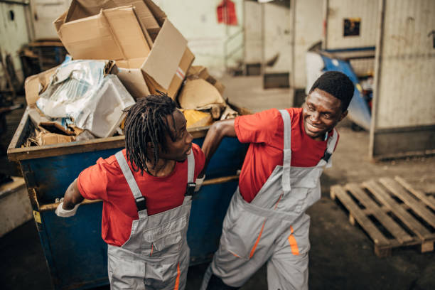 Best Professional Junk Removal  in Milton, WA